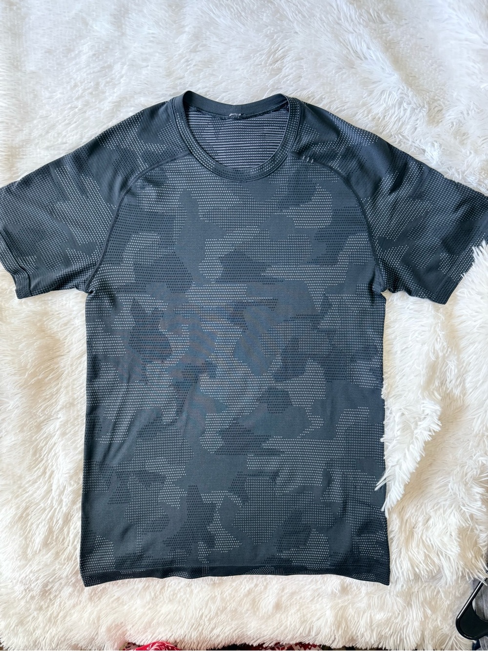 Lululemon Men's Black Camo Performance Tee